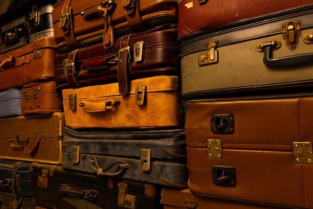 Best Luggage – Samsonite Winfield 3 DLX Review